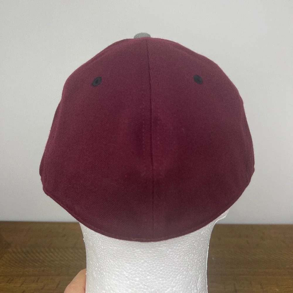 Mississippi‎ State Bulldogs Hat Red Gray One Size Adidas Flex Cap NCAA Football